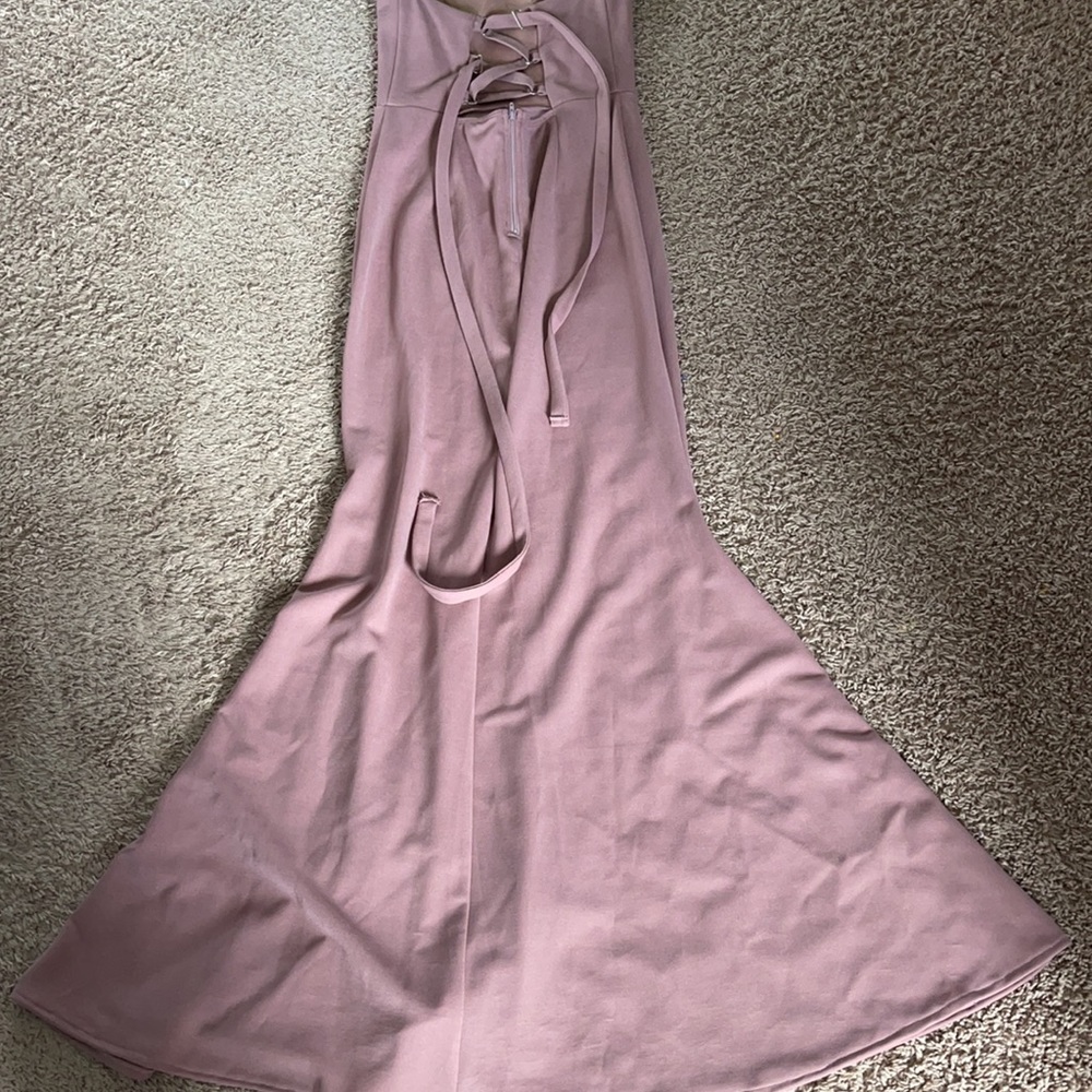 Dress - Picture 5 of 6